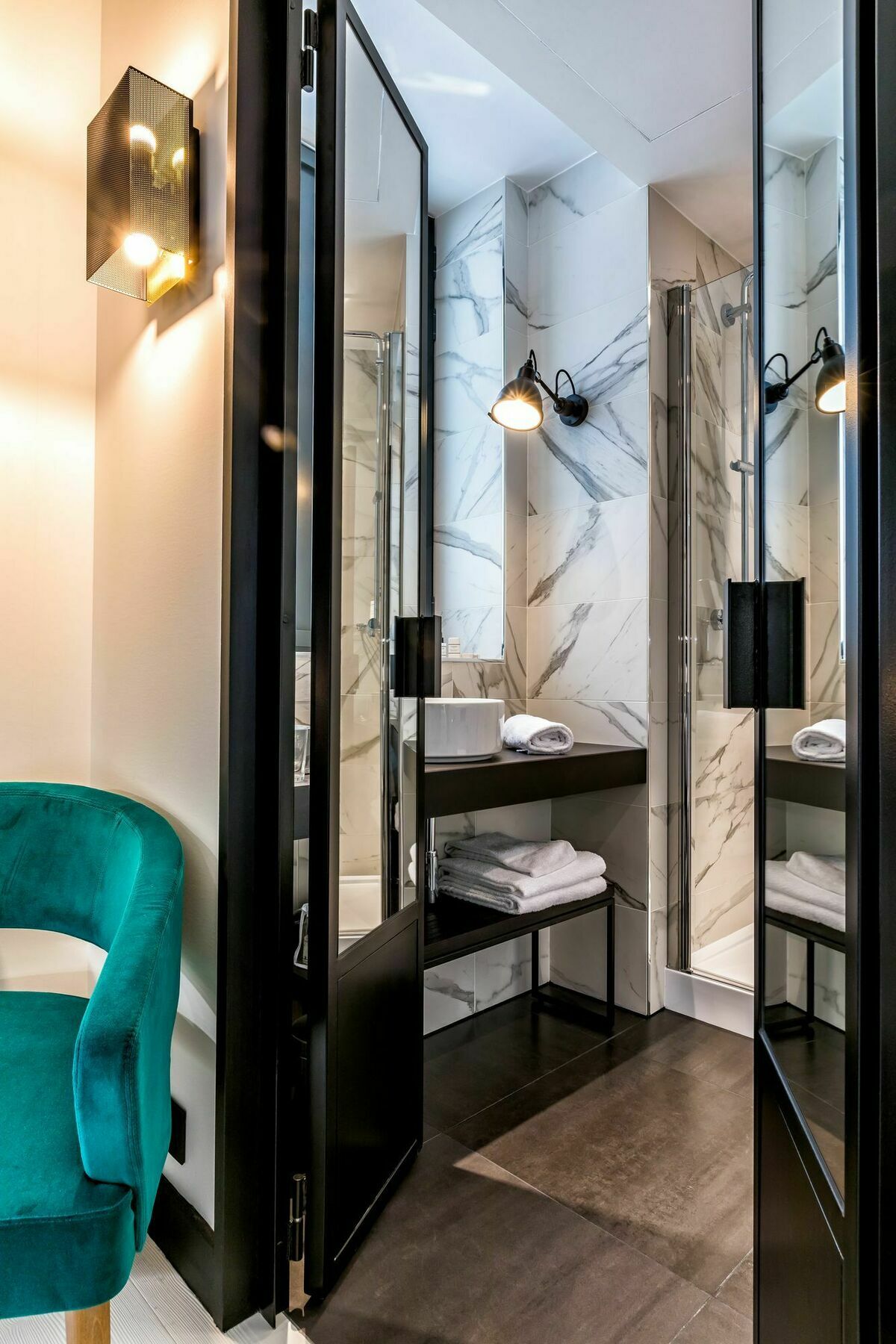 Laz' Urbain Hotel Parijs